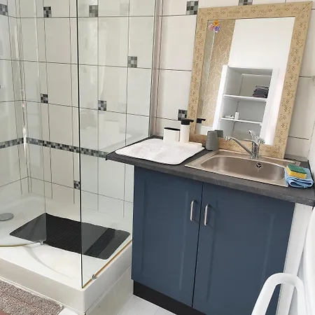 شقة Pour 6 Ou Pour 2 A Formigny