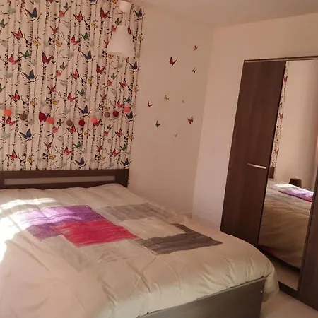 Pour 6 Ou Pour 2 A Apartament *